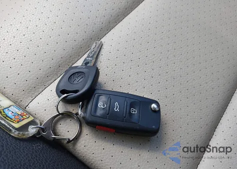 2016 Volkswagen Tiguan S из США, поврежденный, VIN WVGAV7AX5GW600784